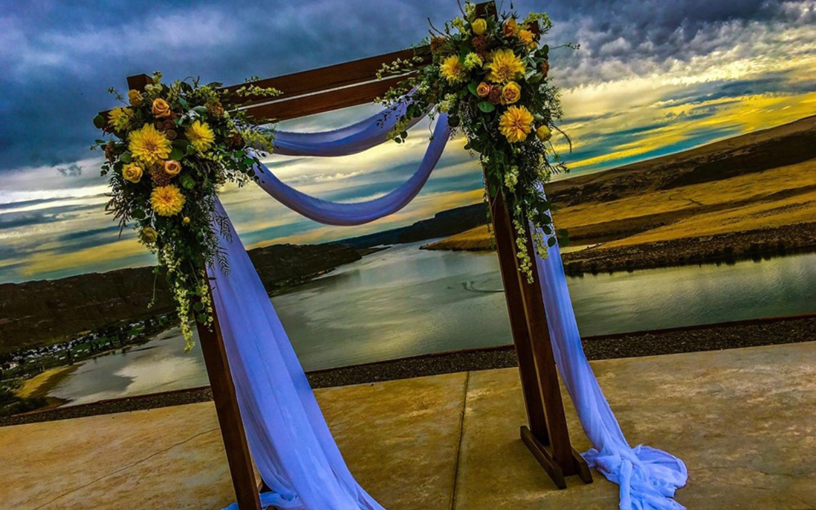 wedding-altar-vista